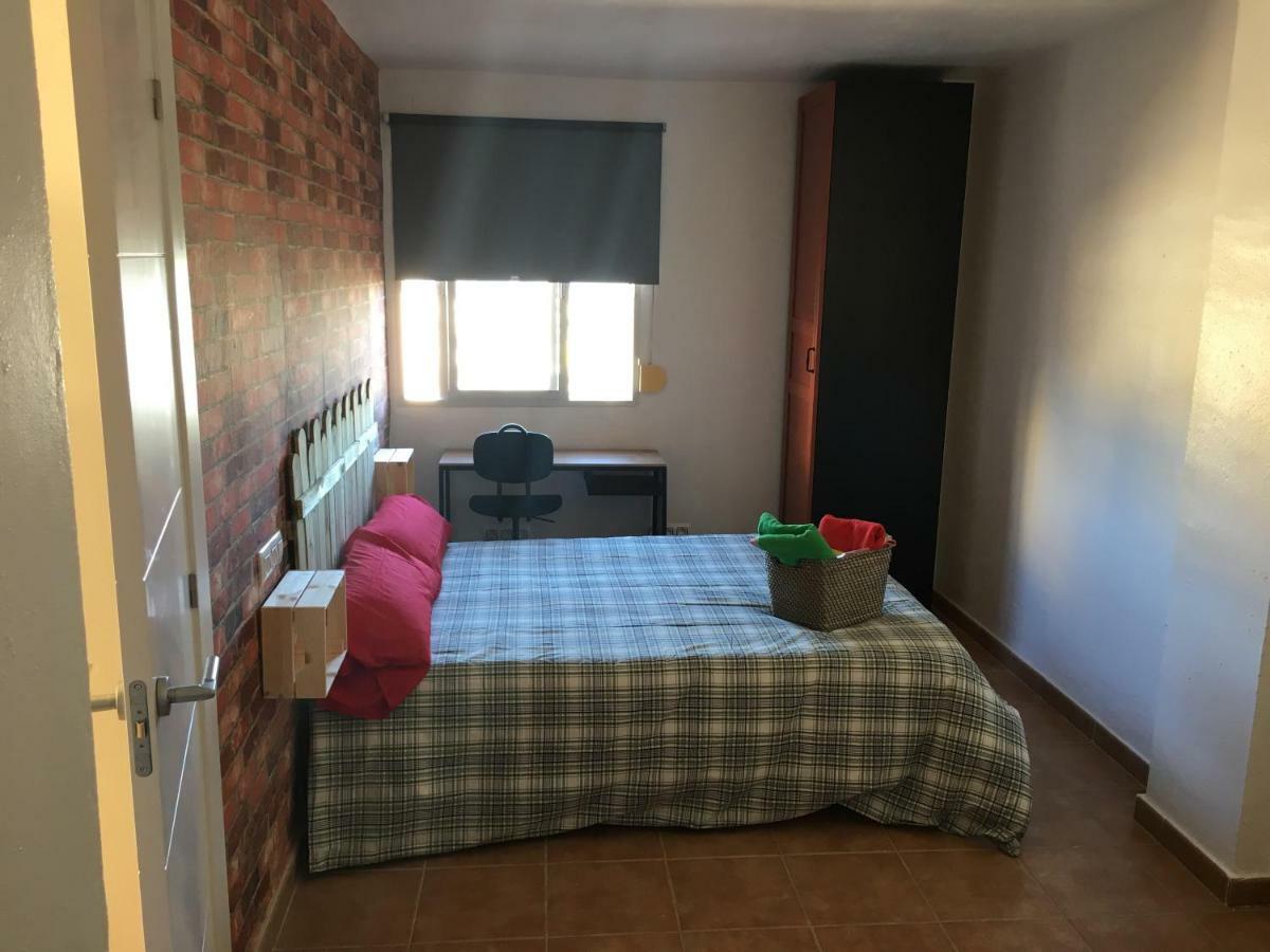 Room In A Shared Apartment Touching The Border :) La Línea de la Concepción Eksteriør billede