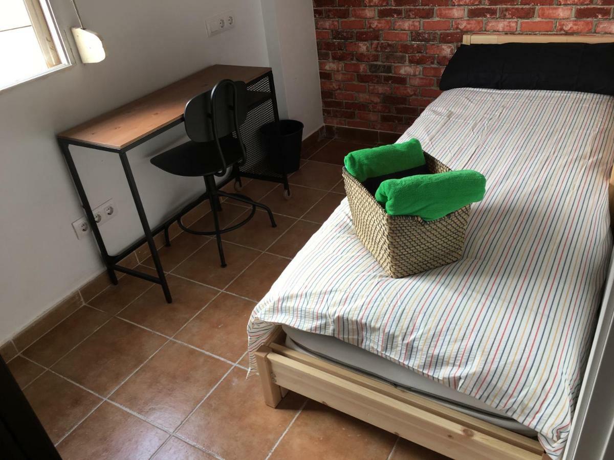 Room In A Shared Apartment Touching The Border :) La Línea de la Concepción Eksteriør billede